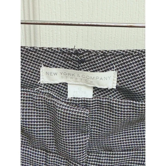 New York & Co Micro Houndstooth Trousers In Gray - Picture 5 of 7